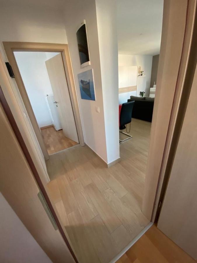 Apartman Erika Nin Εξωτερικό φωτογραφία