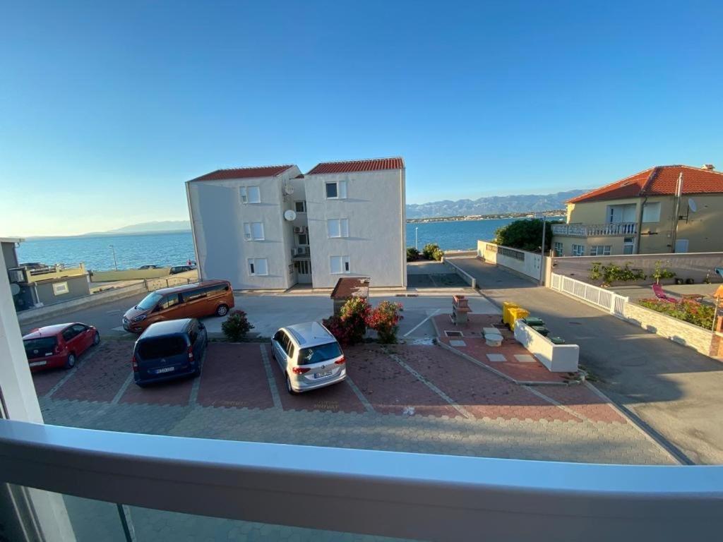 Apartman Erika Nin Εξωτερικό φωτογραφία