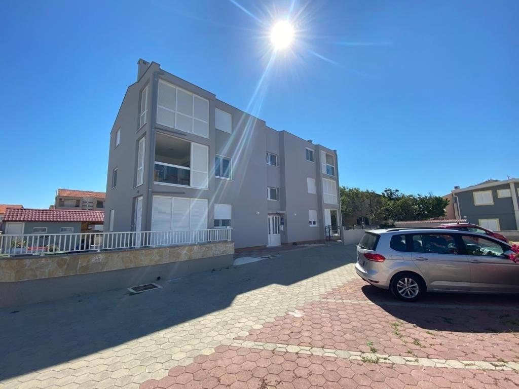 Apartman Erika Nin Εξωτερικό φωτογραφία